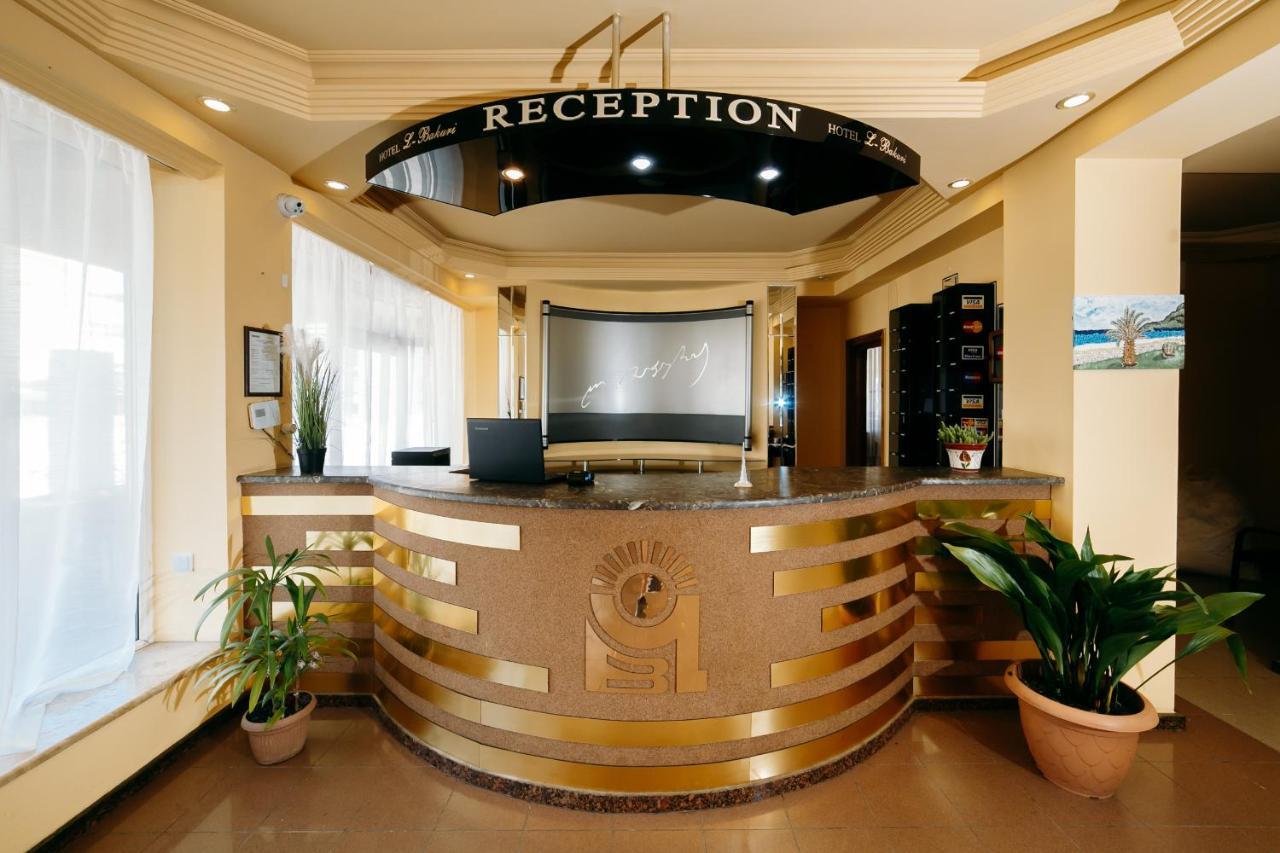 L Bakuri Hotel Batumi Exterior photo
